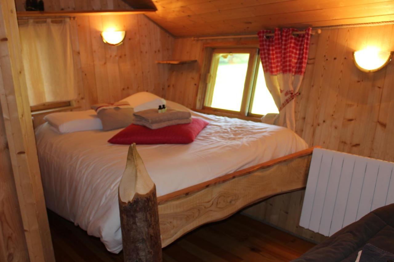 Domaine De Syam - Gites, Chambres D'Hotes & Cabanes Exterior foto